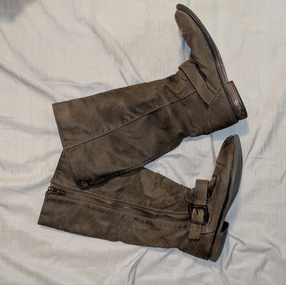 *Donated* Boots
